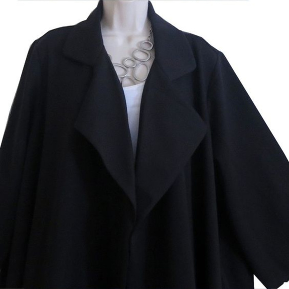 - Sweaters - Open Swing Bottom Jacket Top